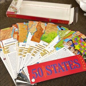 50 States Educational Card Game Fandex Field Guide Die-Cut Educational Deck